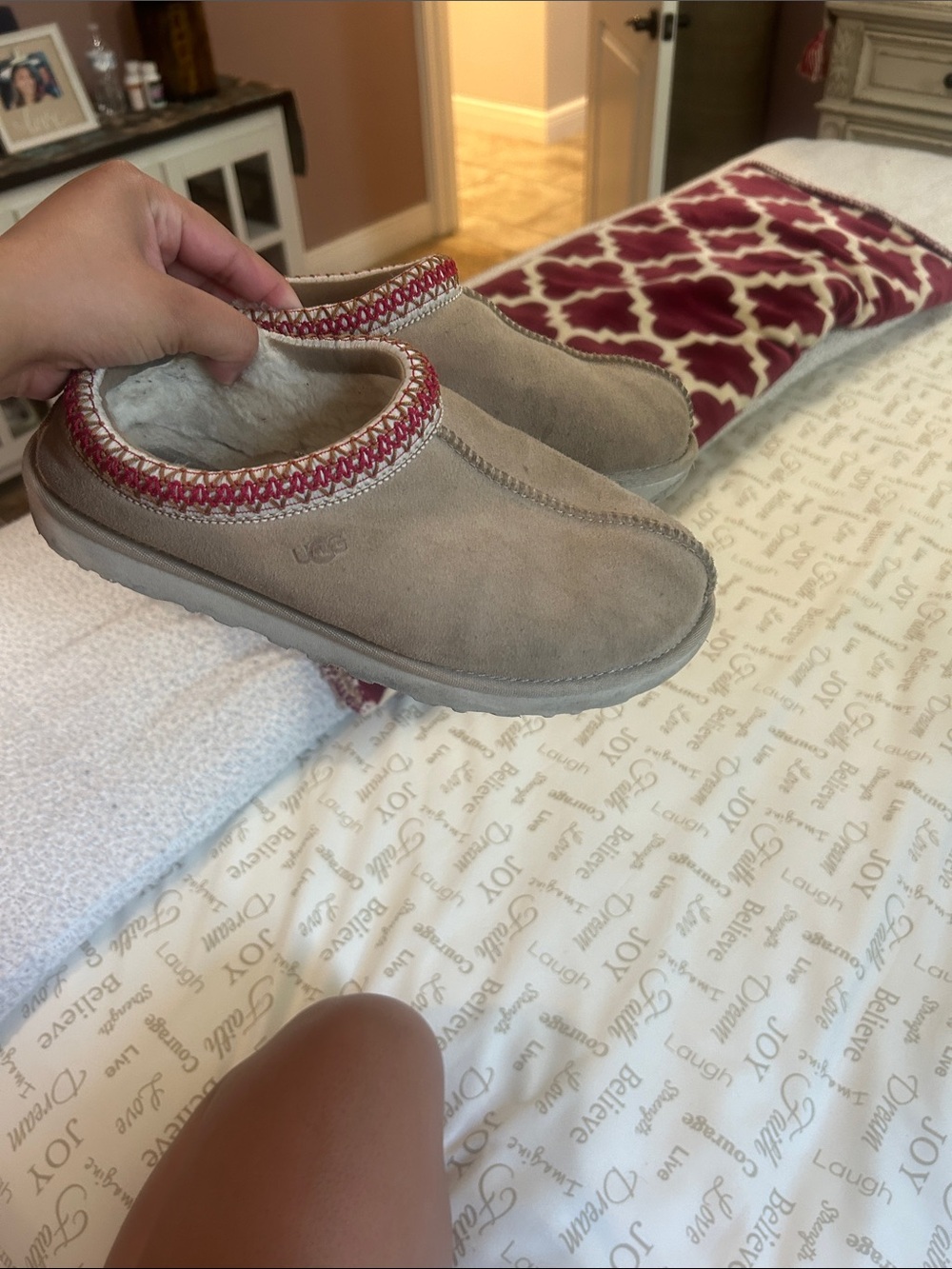 Used UGG Women's Suede Slip-On Slippers in Taupe with Red Accent